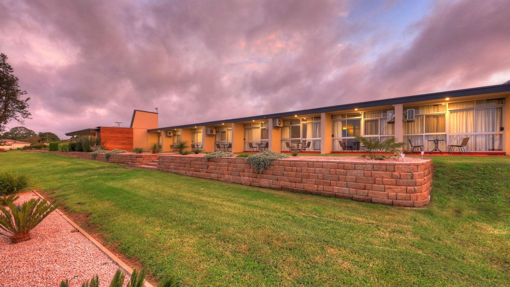Atherton Motel Экстерьер фото