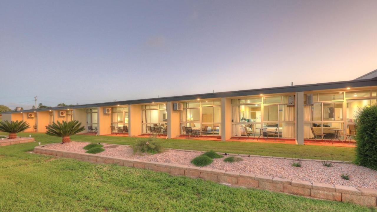 Atherton Motel Экстерьер фото