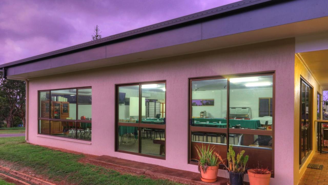 Atherton Motel Экстерьер фото